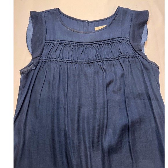 LOFT Blouse Women XS Navy Blue Excellent Flutter Sleeve Pleated Boho Top - Picture 2 of 7
